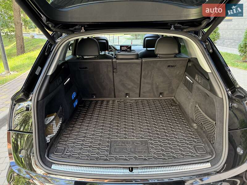 Внедорожник / Кроссовер Audi Q5 2020 в Броварах