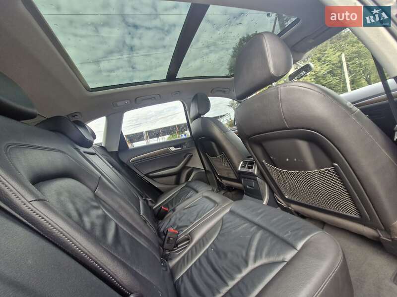 Внедорожник / Кроссовер Audi Q5 2014 в Ужгороде