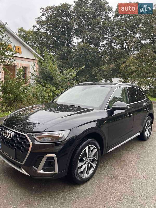 Позашляховик / Кросовер Audi Q5 2023 в Хмельницькому