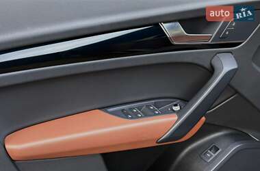 Внедорожник / Кроссовер Audi Q5 2023 в 