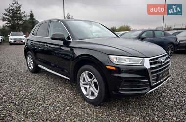 Внедорожник / Кроссовер Audi Q5 2019 в 