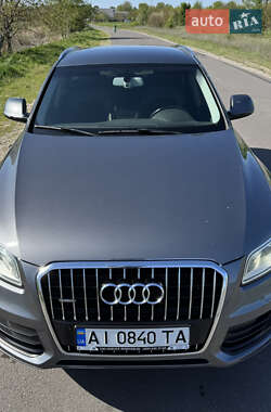 Внедорожник / Кроссовер Audi Q5 2016 в 