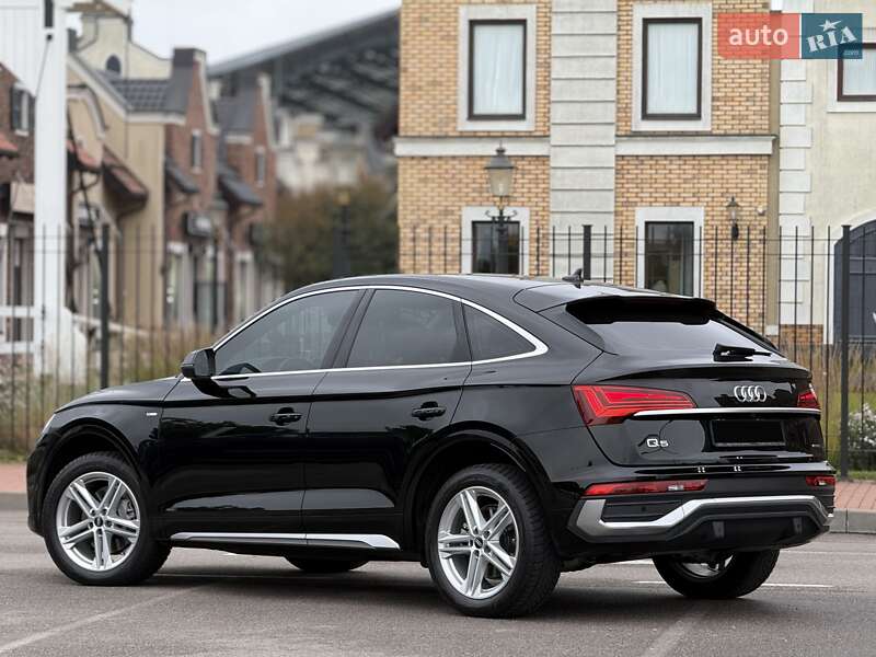 Внедорожник / Кроссовер Audi Q5 2021 в Киеве фото 12 Внедорожник / Кроссовер Audi Q5 2021 в Киеве