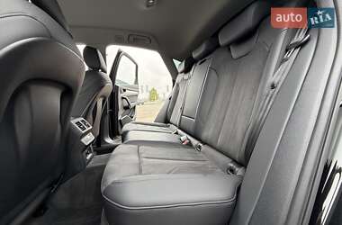 Внедорожник / Кроссовер Audi Q5 2021 в 
