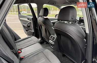 Внедорожник / Кроссовер Audi Q5 2021 в 