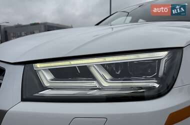 Внедорожник / Кроссовер Audi Q5 2018 в 