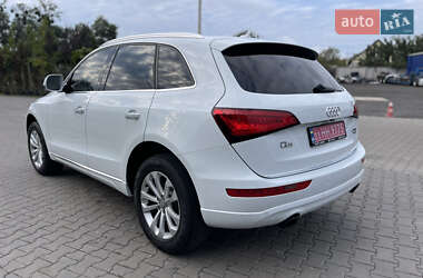 Внедорожник / Кроссовер Audi Q5 2016 в 