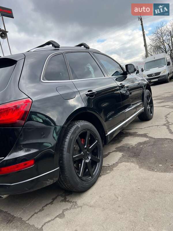 Позашляховик / Кросовер Audi Q5 2015 в Києві