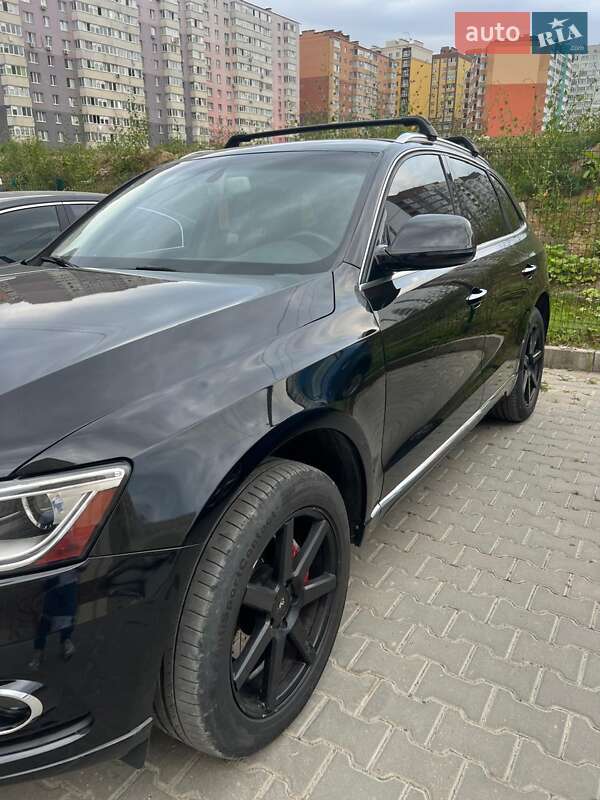Позашляховик / Кросовер Audi Q5 2015 в Києві