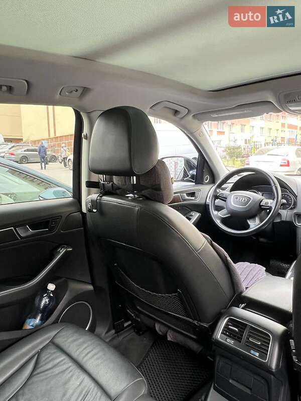 Позашляховик / Кросовер Audi Q5 2015 в Києві