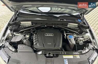 Внедорожник / Кроссовер Audi Q5 2012 в 