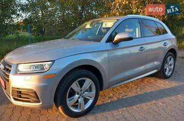 Внедорожник / Кроссовер Audi Q5 2017 в 