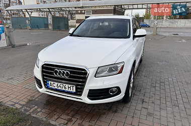 Позашляховик / Кросовер Audi Q5 2016 в 