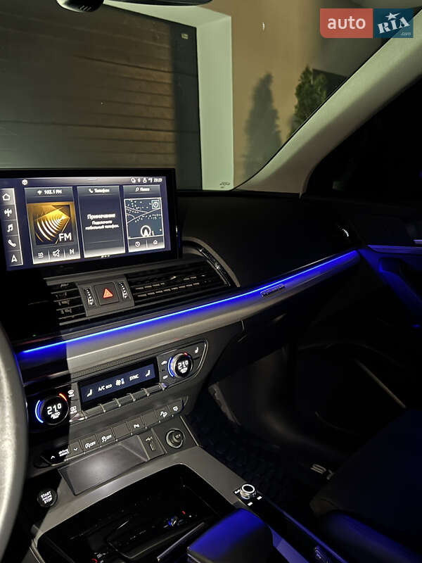 Внедорожник / Кроссовер Audi Q5 2021 в Львове