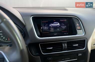 Позашляховик / Кросовер Audi Q5 2015 в 