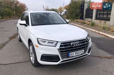 Внедорожник / Кроссовер Audi Q5 2018 в 