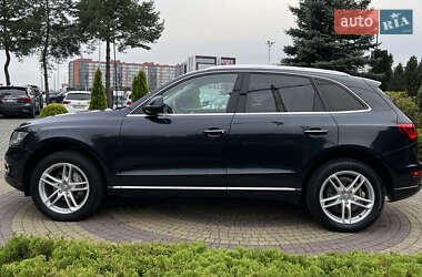 Внедорожник / Кроссовер Audi Q5 2016 в 
