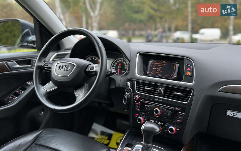 Внедорожник / Кроссовер Audi Q5 2016 в Львове