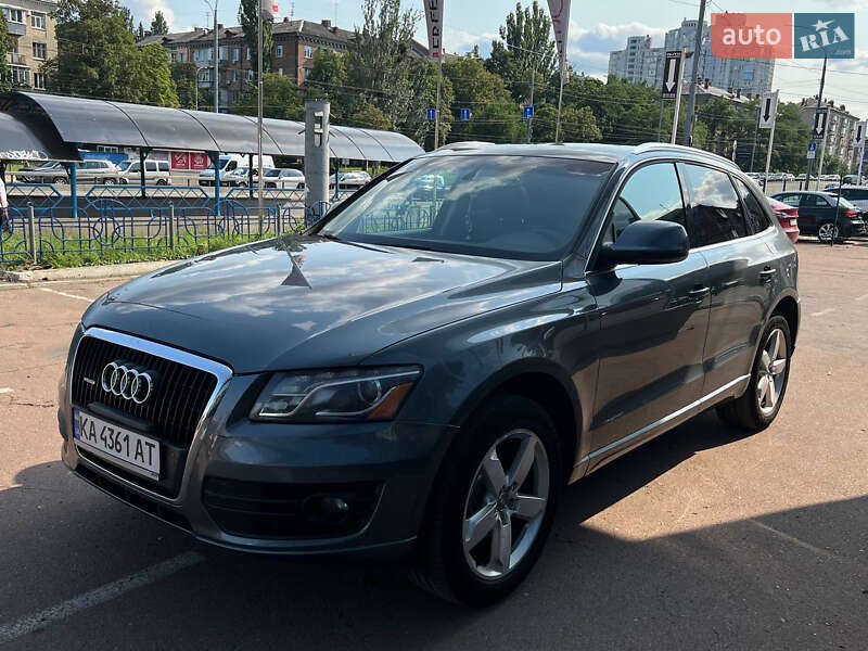 Позашляховик / Кросовер Audi Q5 2012 в Києві