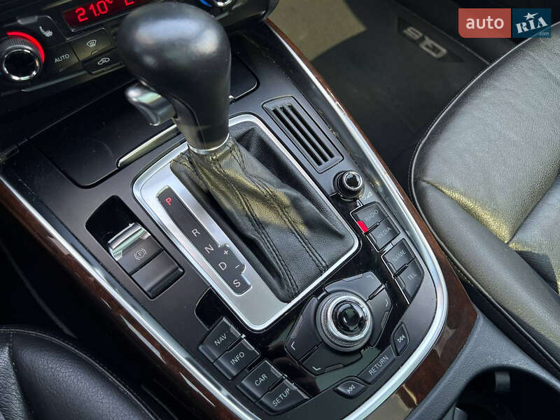 Позашляховик / Кросовер Audi Q5 2012 в Києві