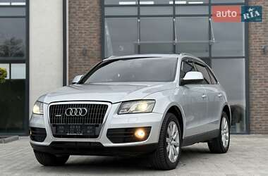 Внедорожник / Кроссовер Audi Q5 2010 в 