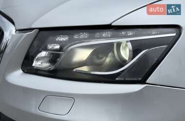 Внедорожник / Кроссовер Audi Q5 2010 в 