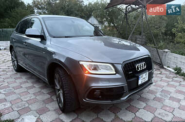 Внедорожник / Кроссовер Audi Q5 2015 в 