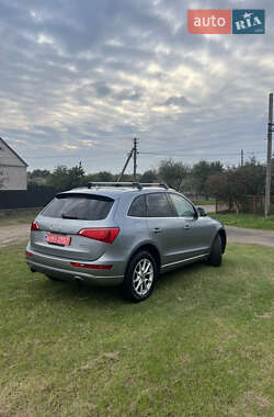 Внедорожник / Кроссовер Audi Q5 2011 в 