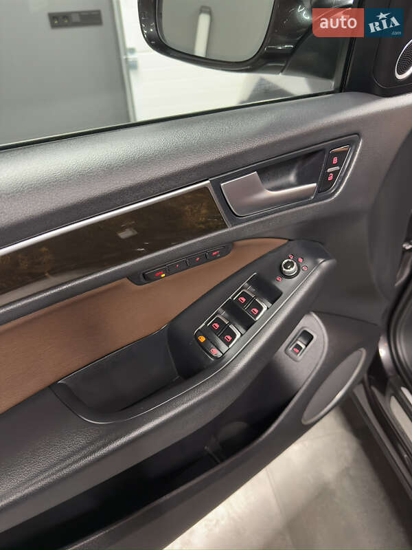 Позашляховик / Кросовер Audi Q5 2014 в Вараші