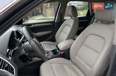 Внедорожник / Кроссовер Audi Q5 2011 в 