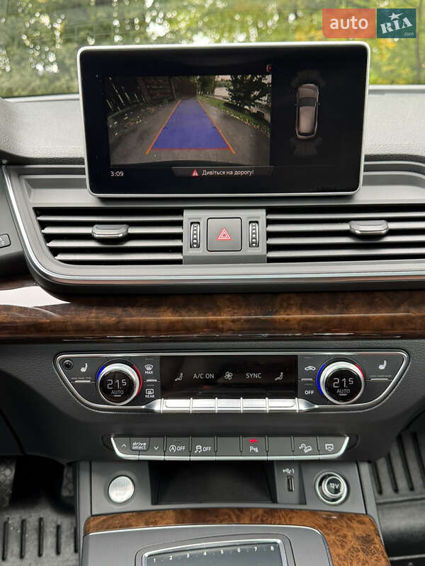 Внедорожник / Кроссовер Audi Q5 2017 в Ивано-Франковске