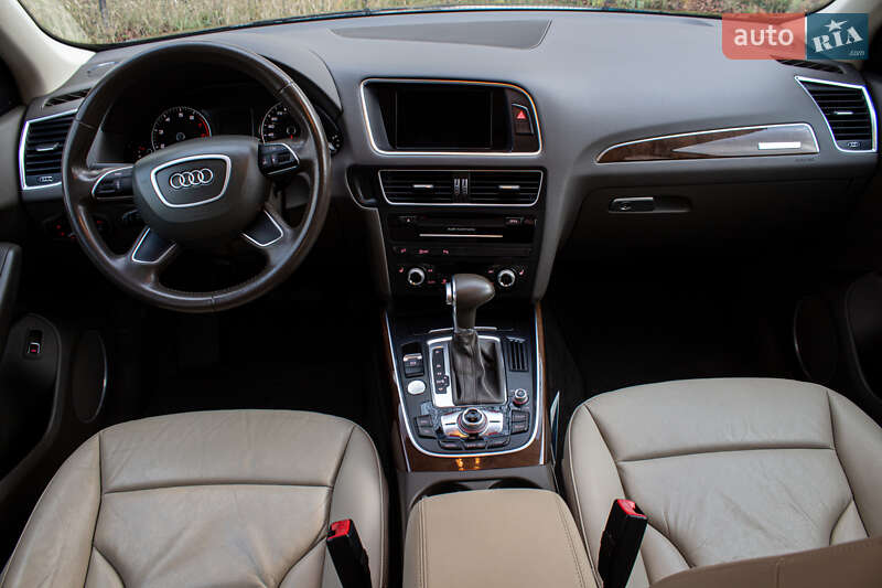 Внедорожник / Кроссовер Audi Q5 2016 в Львове