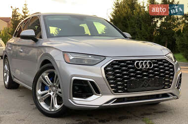 Внедорожник / Кроссовер Audi Q5 2021 в 