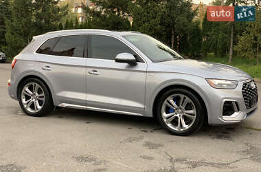 Внедорожник / Кроссовер Audi Q5 2021 в 