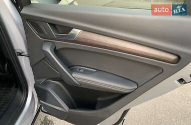 Внедорожник / Кроссовер Audi Q5 2021 в 