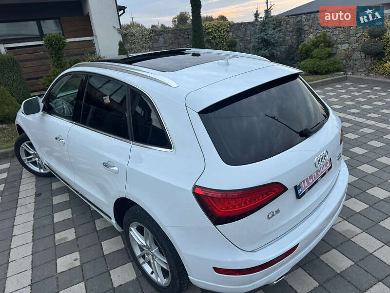 Позашляховик / Кросовер Audi Q5 2016 в Стрию