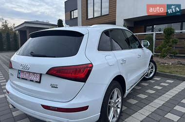 Внедорожник / Кроссовер Audi Q5 2016 в 