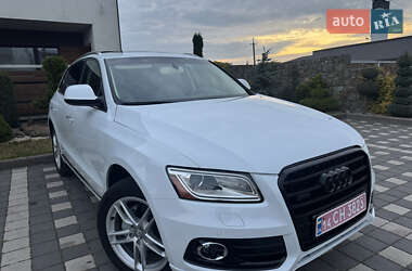 Внедорожник / Кроссовер Audi Q5 2016 в 