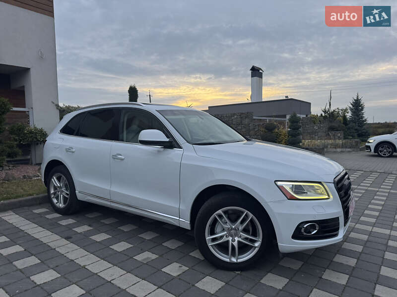 Позашляховик / Кросовер Audi Q5 2016 в Стрию