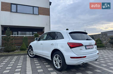 Внедорожник / Кроссовер Audi Q5 2016 в 