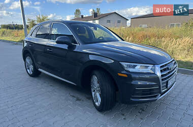 Внедорожник / Кроссовер Audi Q5 2019 в 
