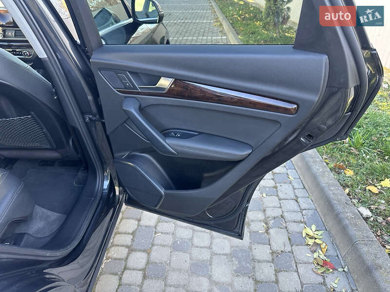 Позашляховик / Кросовер Audi Q5 2019 в Івано-Франківську фото 32 Позашляховик / Кросовер Audi Q5 2019 в Івано-Франківську