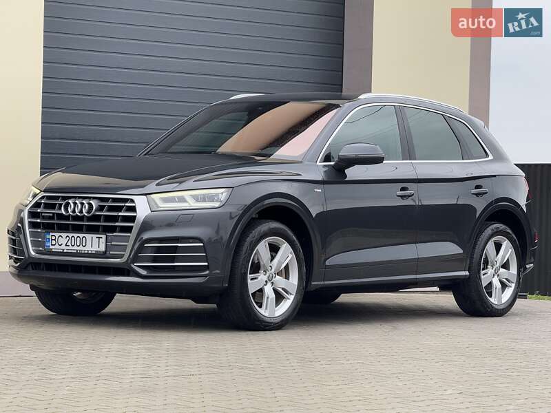Внедорожник / Кроссовер Audi Q5 2017 в Стрые