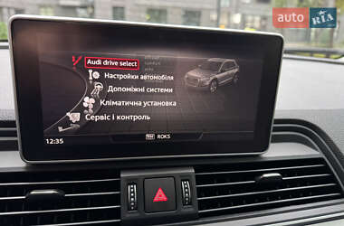 Позашляховик / Кросовер Audi Q5 2018 в 