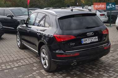 Позашляховик / Кросовер Audi Q5 2015 в 