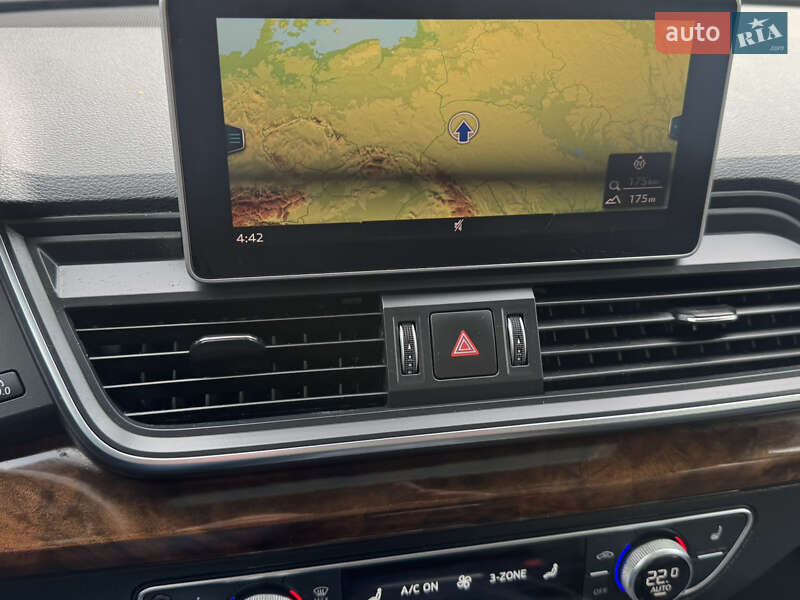 Внедорожник / Кроссовер Audi Q5 2018 в Луцке