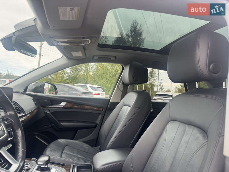 Внедорожник / Кроссовер Audi Q5 2018 в Луцке