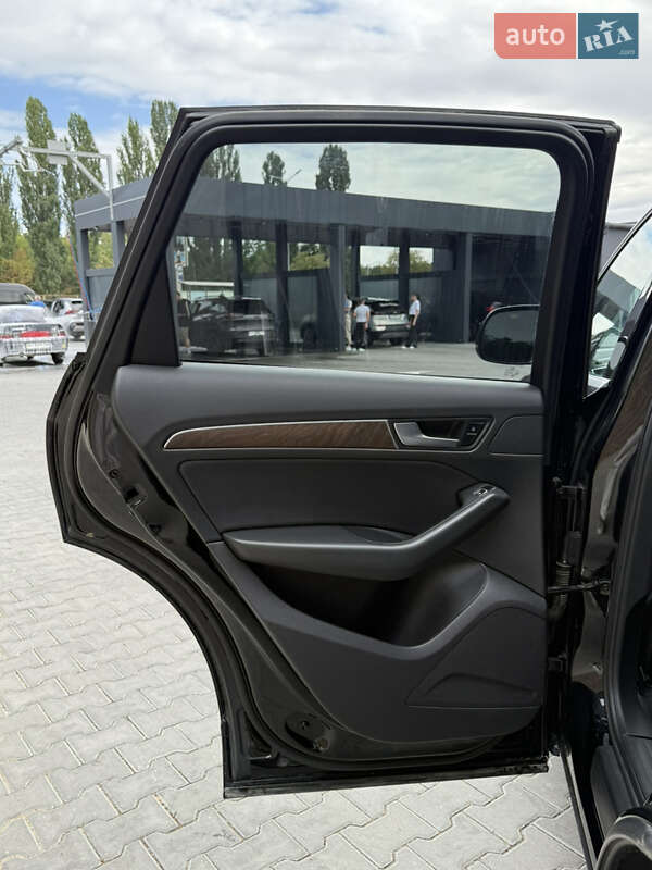 Внедорожник / Кроссовер Audi Q5 2014 в Виннице