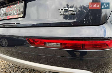 Позашляховик / Кросовер Audi Q5 2018 в 
