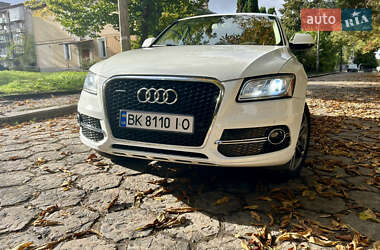 Внедорожник / Кроссовер Audi Q5 2015 в 